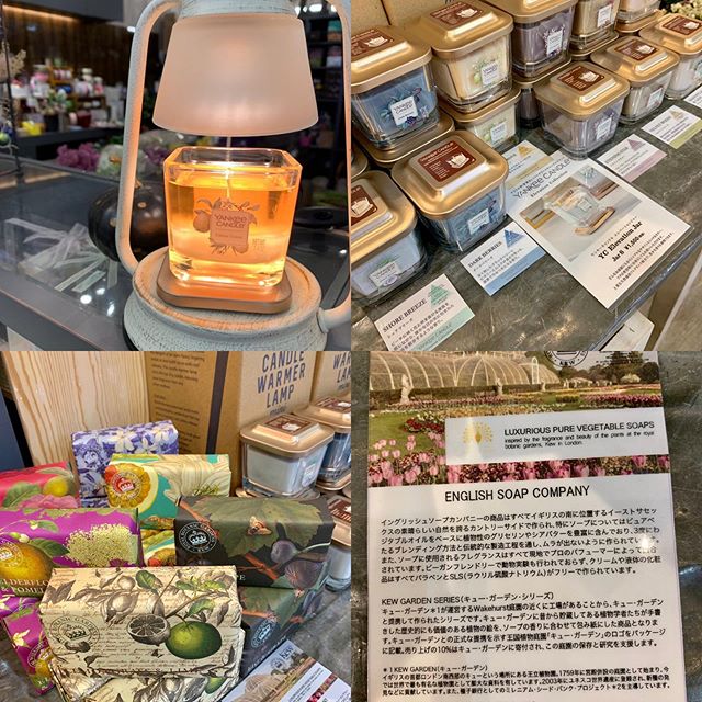 ☆ 芥見 shara ☆．︎ 新商品のご紹介 ︎．電球の熱でキャンドルを溶かし、アロマの香りが漂う電気スタンド♪キャンドルは、世界中で人気のヤンキーキャンドルです︎火を使わないので安心です。全部で香りは6種類。．イングリッシュソープカンパニーのフレグランスソープ天然成分を多く配合しており、肌に優しいソープです。とても良い香りがします．@flowergiftshara